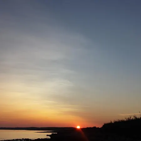 Leonardo Apartment *